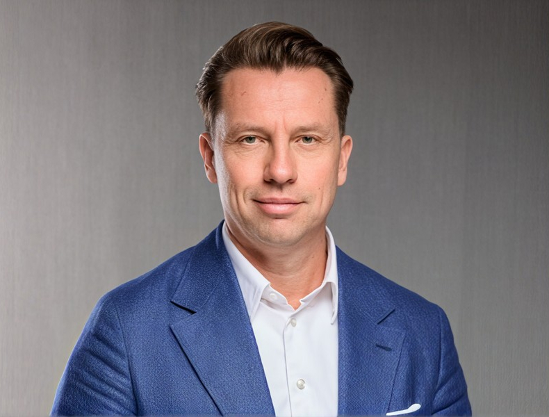 Jakub Dwernicki - Président du conseil d’administration (CEO)